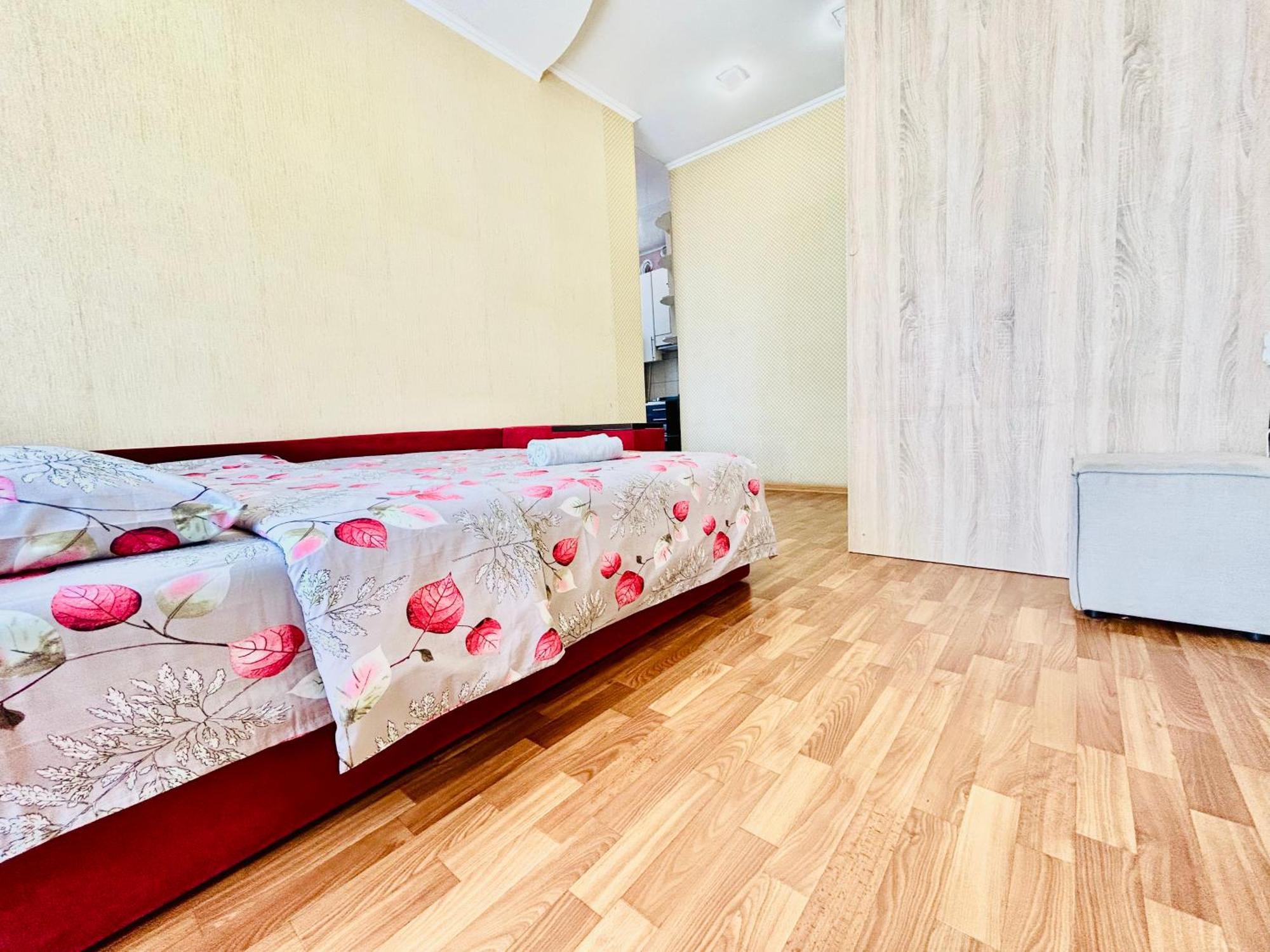 Kholodnaya Gora Apartment Харков Екстериор снимка